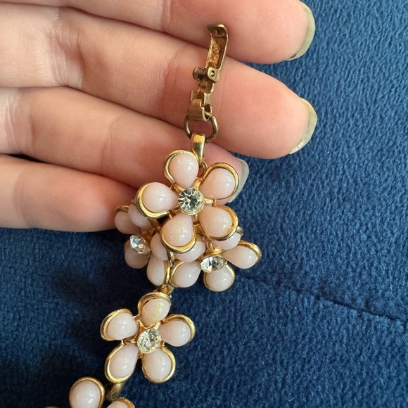 Vintage Daisy Cluster Rhinestone Center Bracelet Light Pink - Picture 6 of 8